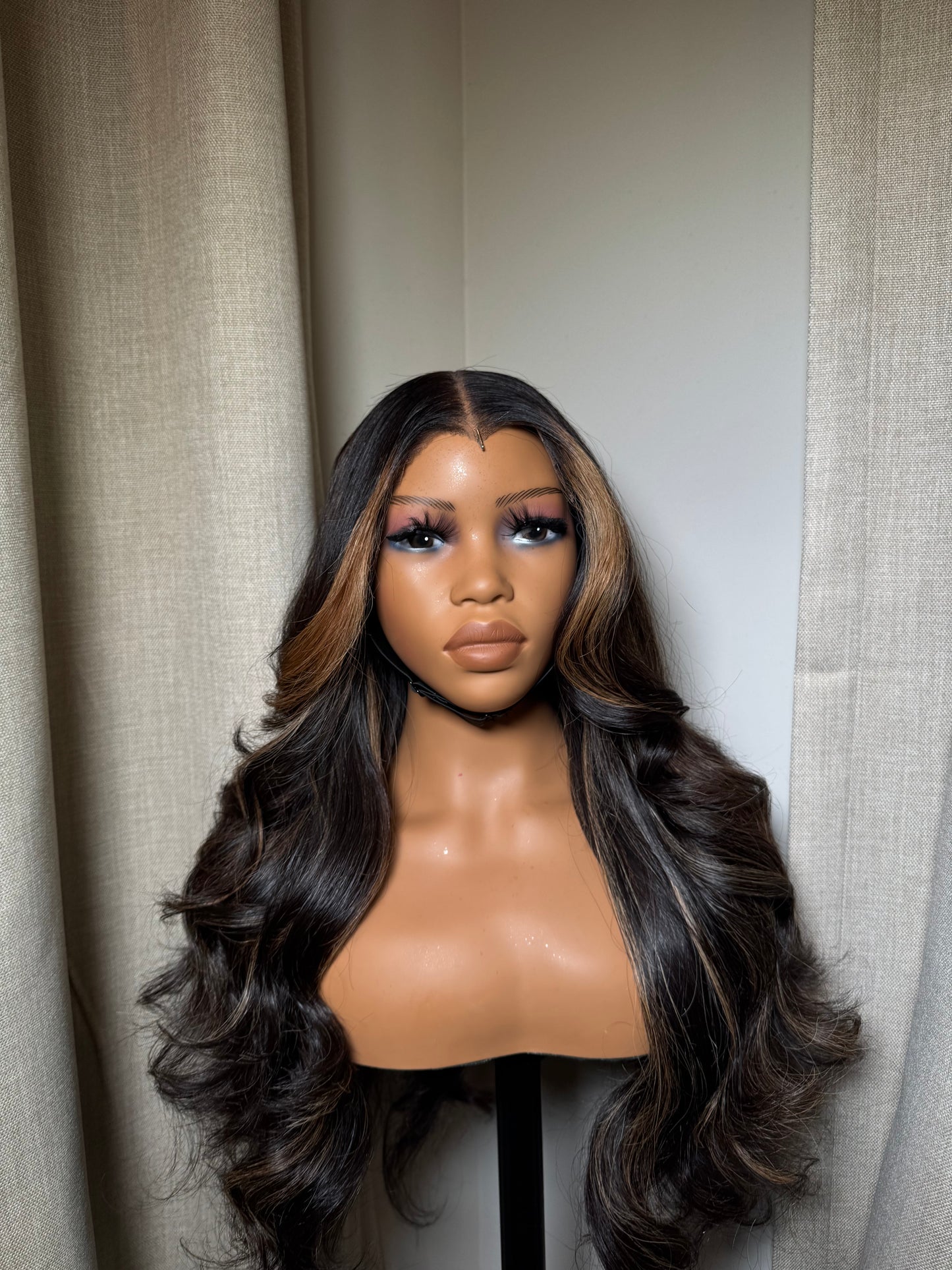 WIG CLOSET 1: ZELLE ONLY PRICING: $399